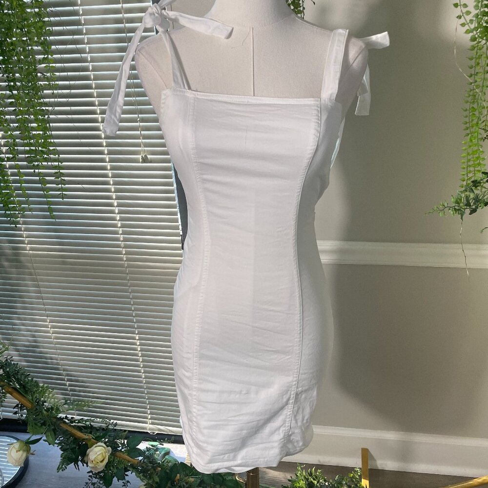 Superdown | Siona Tie Strap Dress